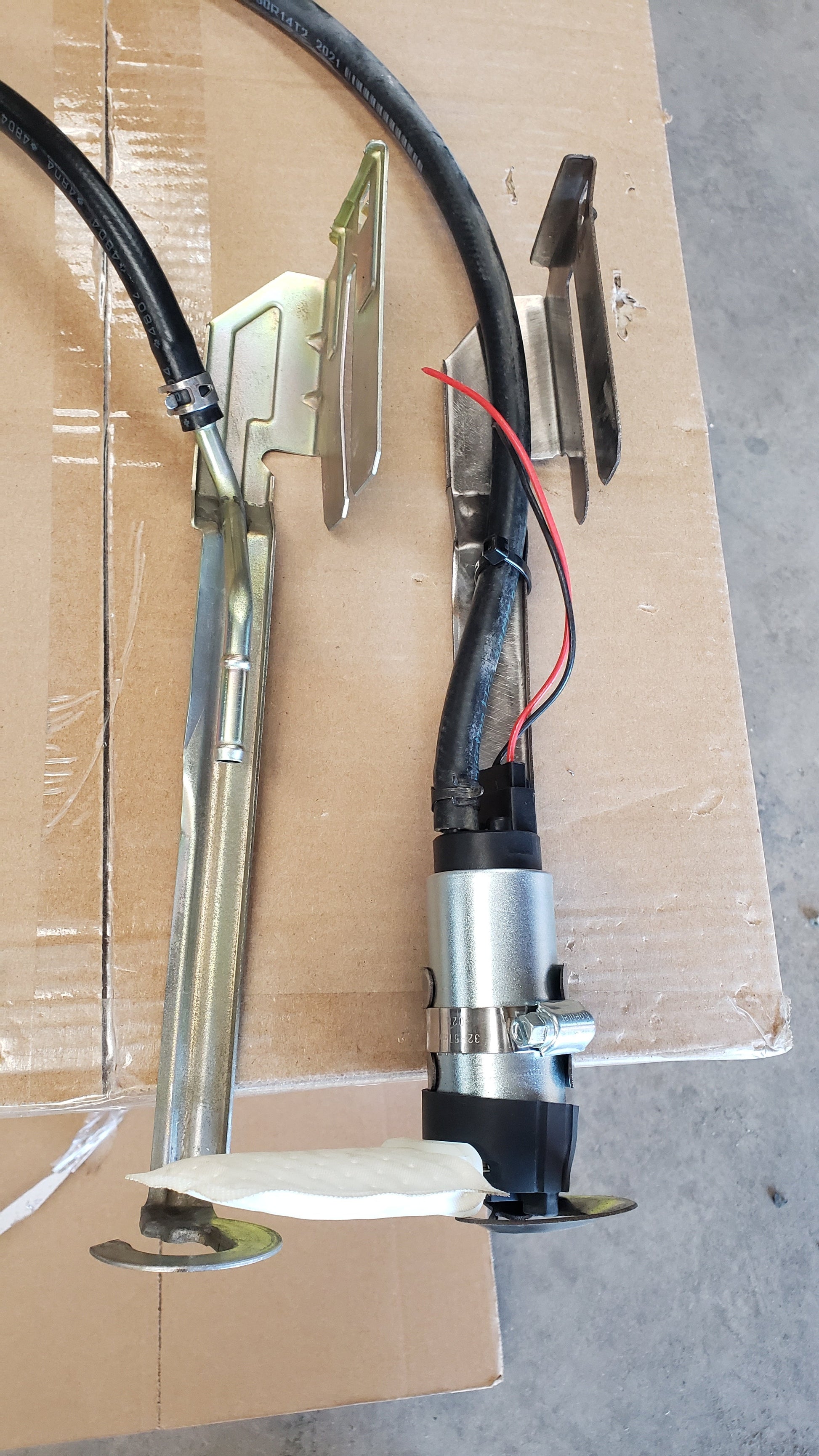S14 fuel pump hanger
