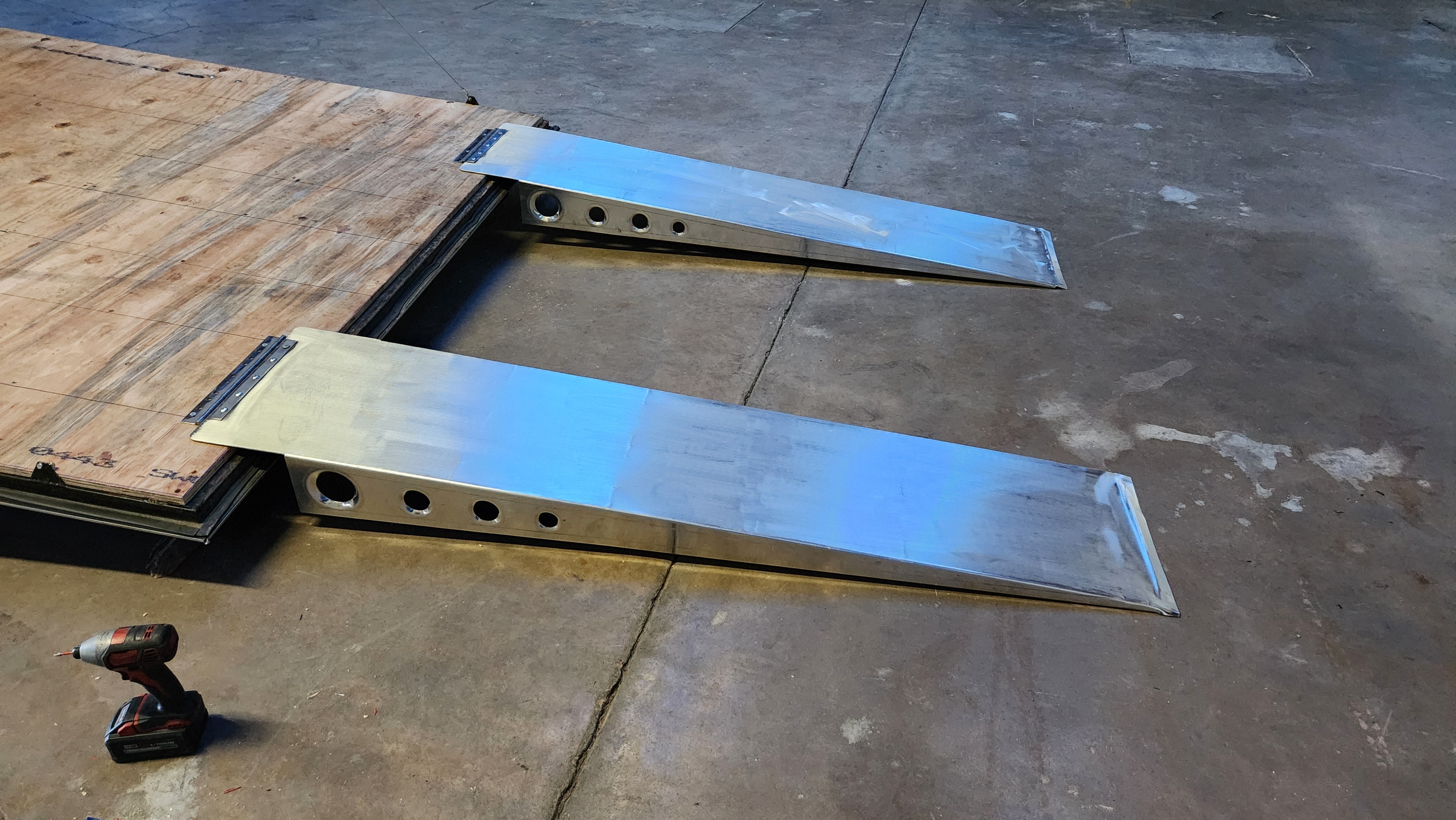 Macro Ribs Ramp XL Race Ramps – Turn 5 Fabrication
